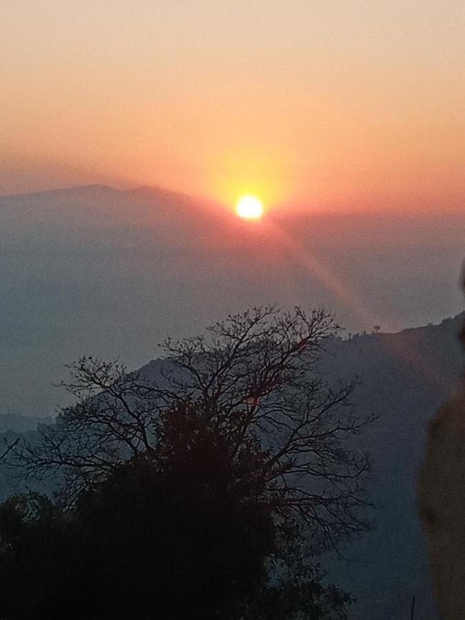 Unique Point Home Stay Nagarkot Buitenkant foto