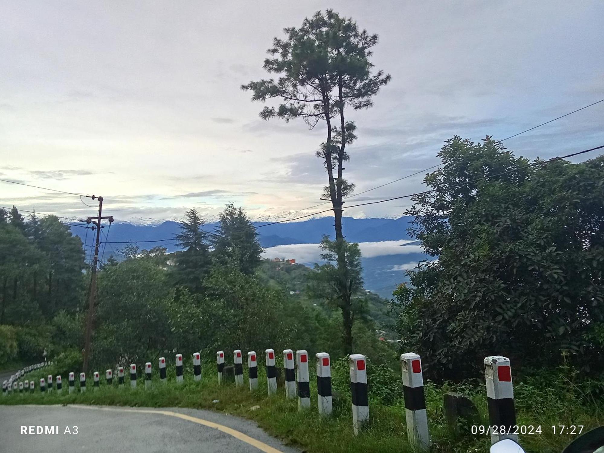Unique Point Home Stay Nagarkot Buitenkant foto